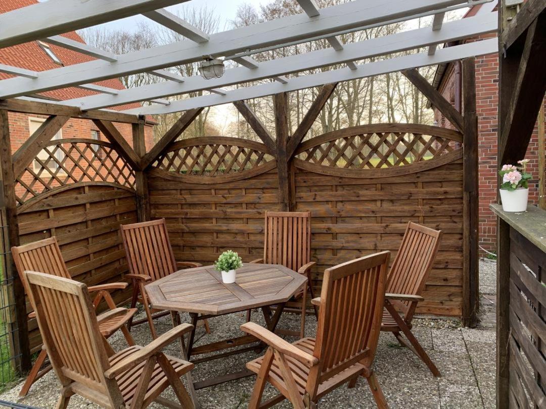 Neu! Schickes Und Modernes Ferienhaus Ant Zingel Krummhörn Exterior foto